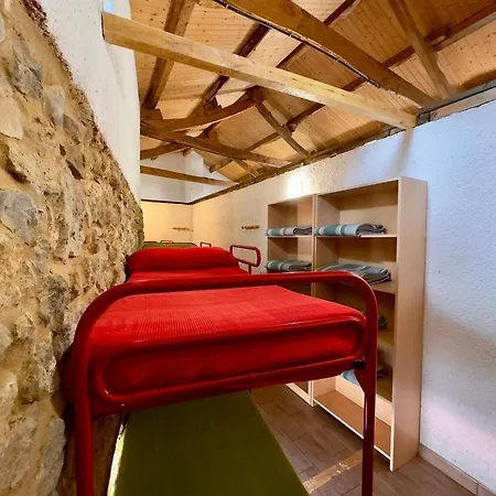 Valle De Arbas Vandrarhem