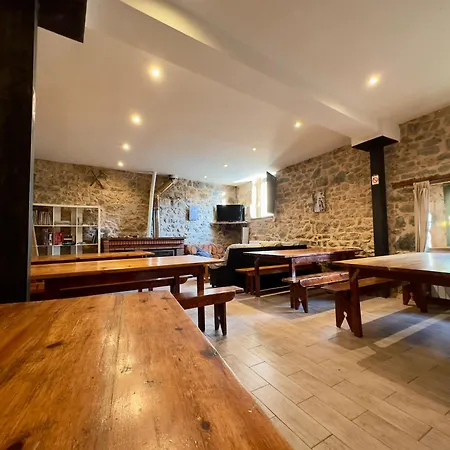 Valle De Arbas Vandrarhem