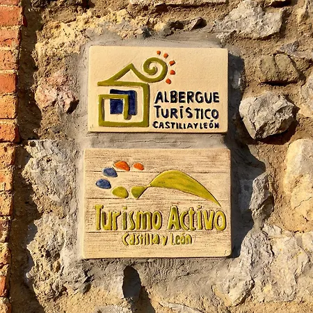 Valle De Arbas Vandrarhem