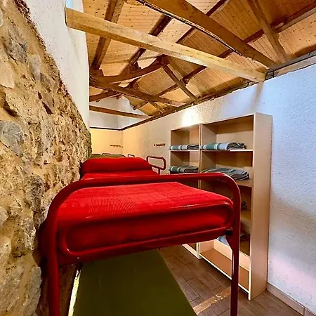 Valle De Arbas Hostal