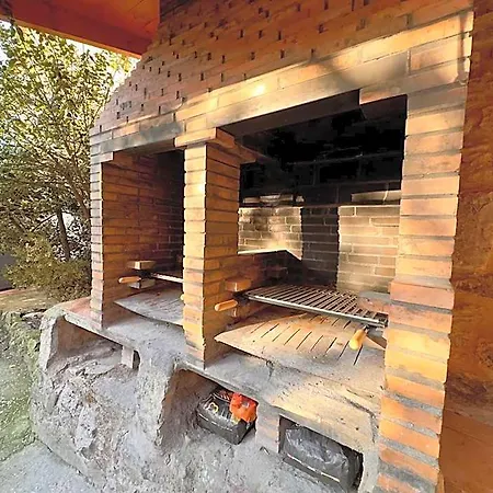 Valle De Arbas Hostal *