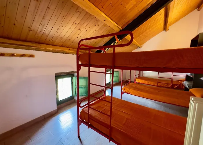 Valle De Arbas Auberge de jeunesse