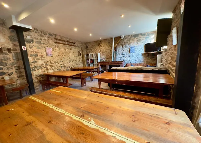 Valle De Arbas Auberge de jeunesse *